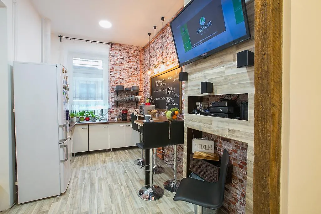 Friends Hostel & Apartments بودابست